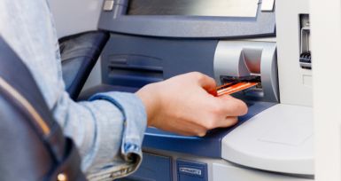 Cajeros inteligentes: Soluciones para seguridad y eficiencia operativa